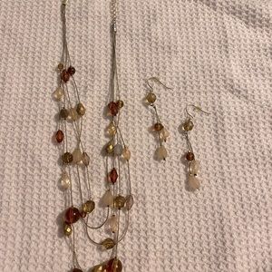 Necklace/earring set